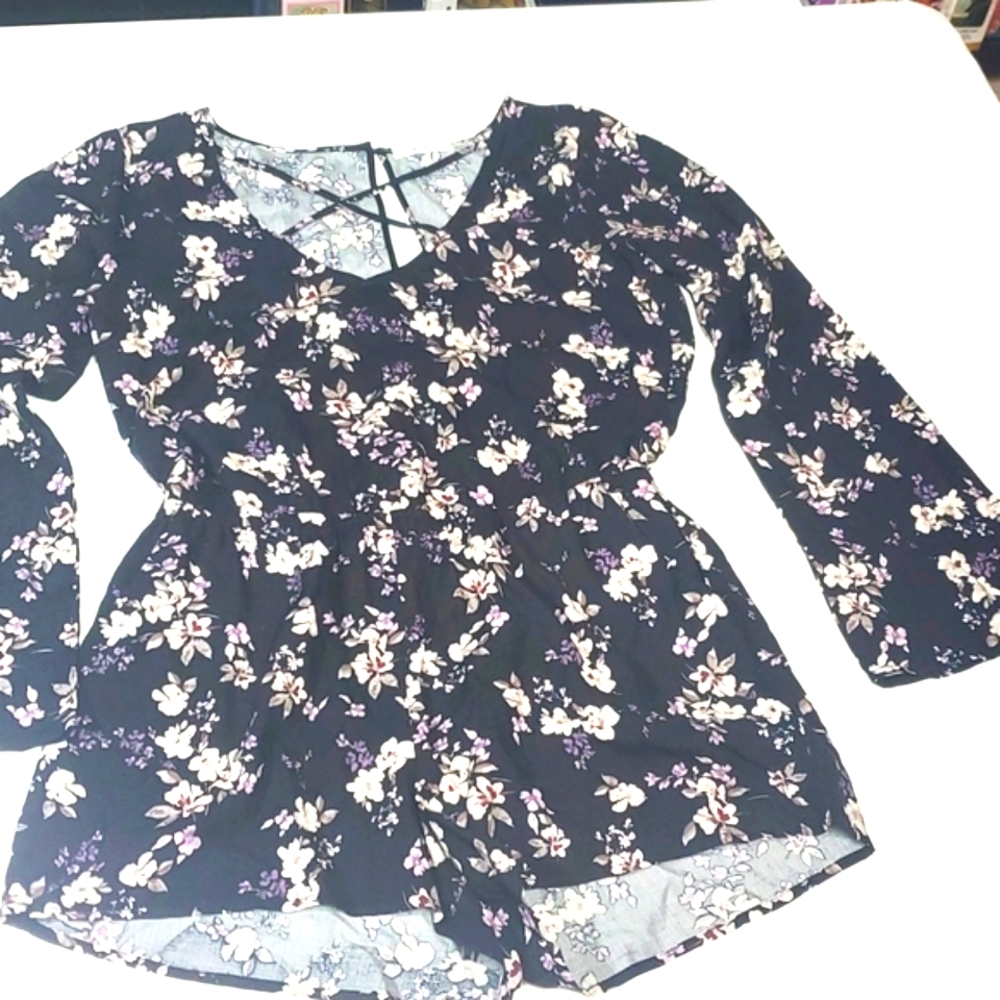 Socialite Floral Romper XL